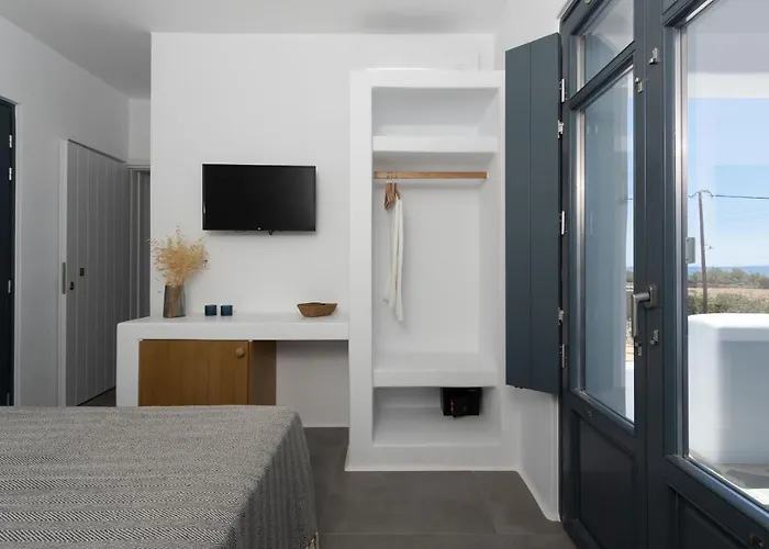 Archon Seaside Retreat 4* Плака