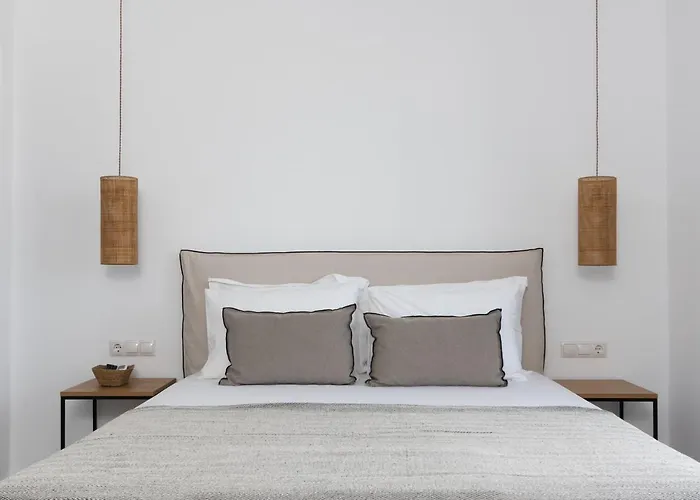 Archon Seaside Retreat Плака