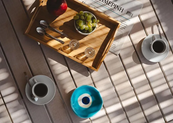 Archon Seaside Retreat מלון דירות 4*