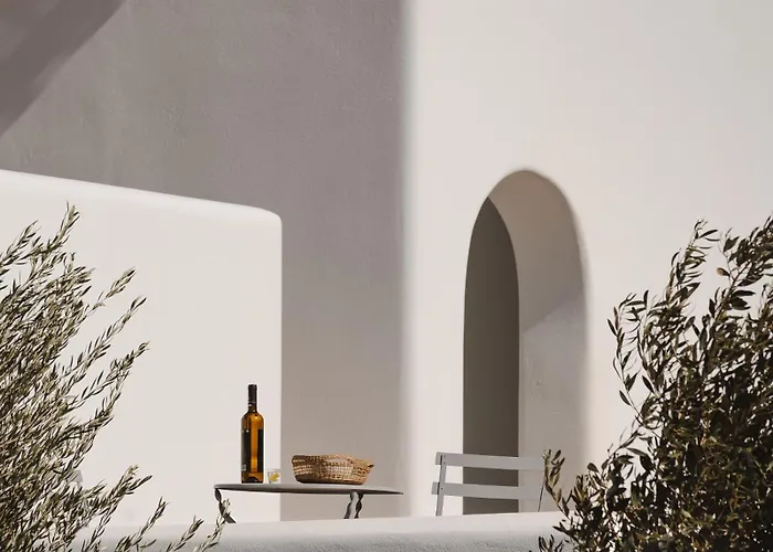 Archon Seaside Retreat 4* Pláka