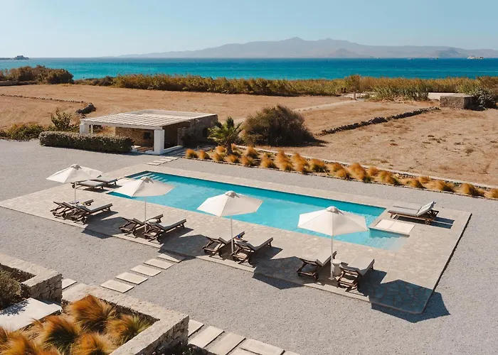 Archon Seaside Retreat מלון דירות 4*