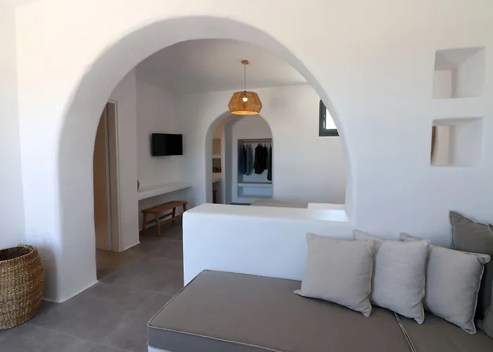 Archon Seaside Retreat מלון דירות 4*