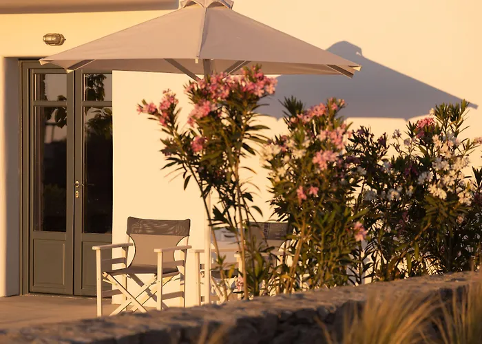 Archon Seaside Retreat מלון דירות 4*