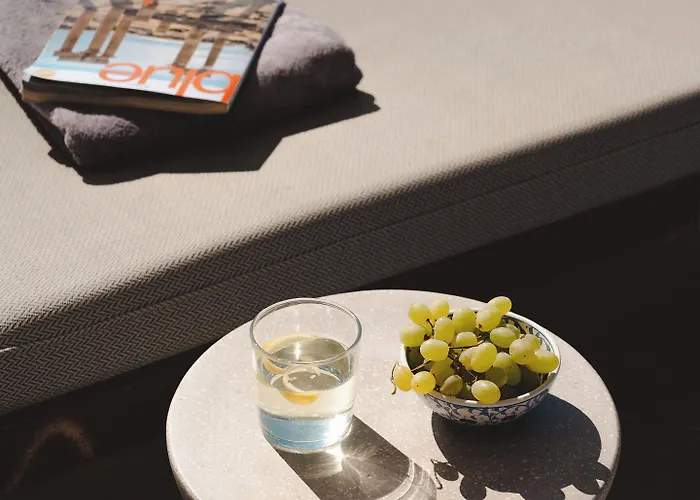 Archon Seaside Retreat מלון דירות 4*